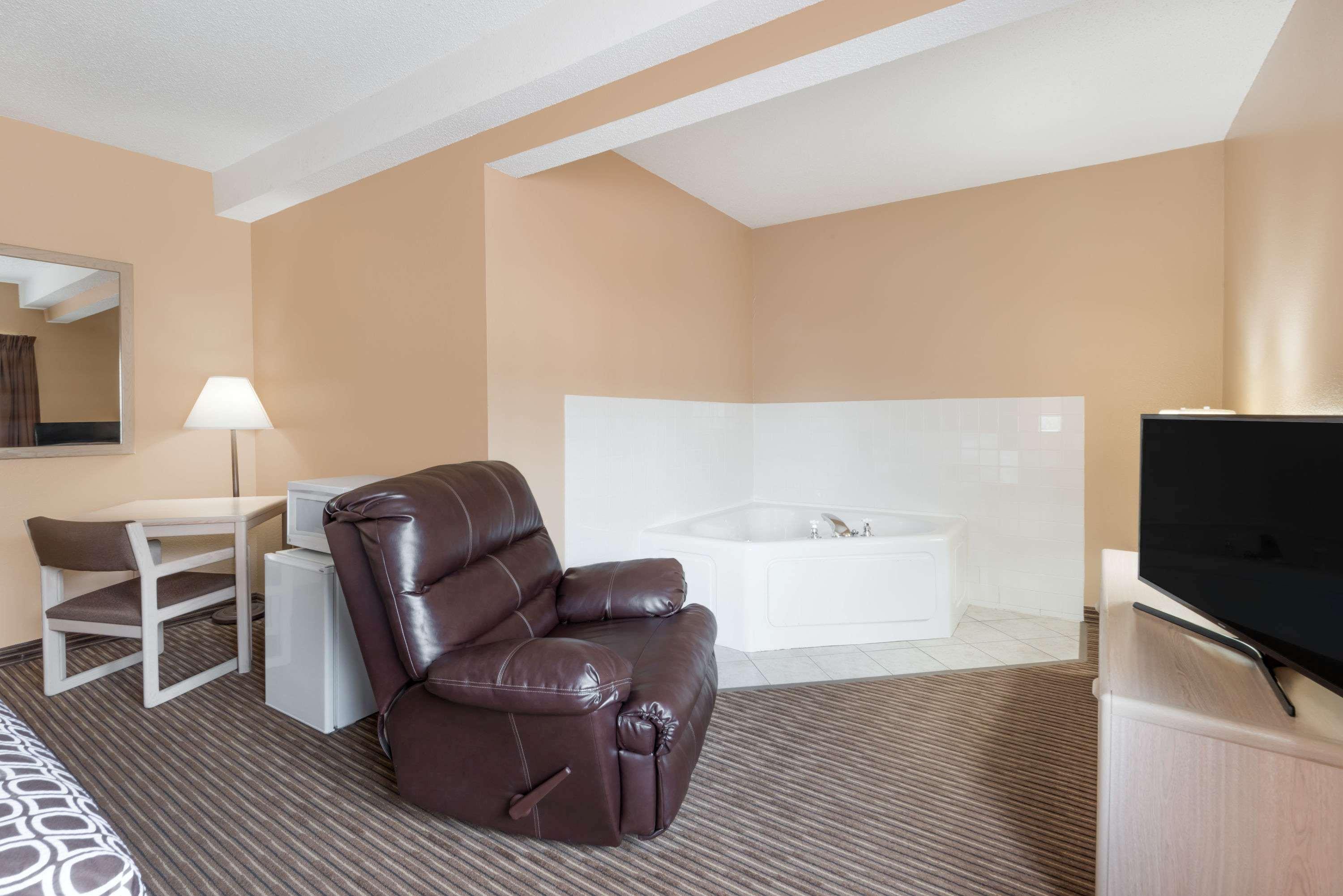 Super 8 By Wyndham Fort Dodge Ia Exterior foto