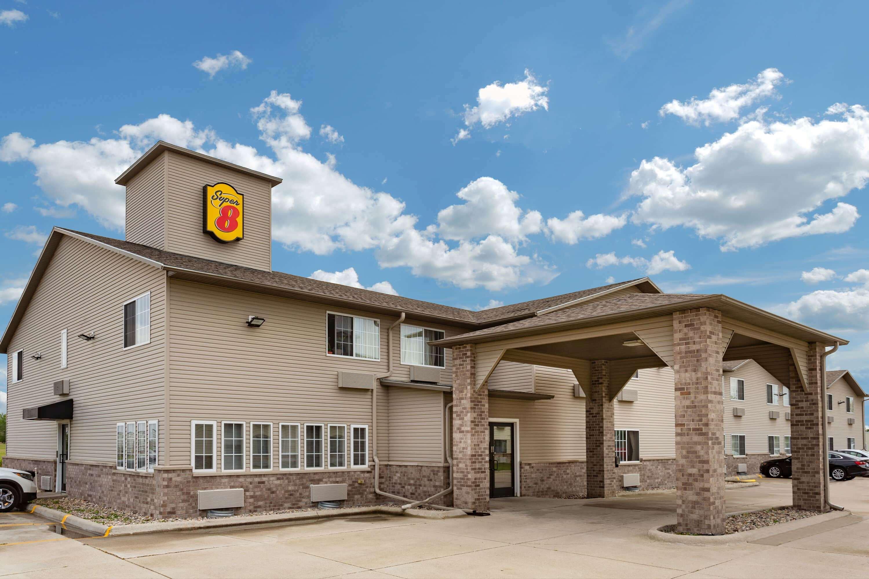 Super 8 By Wyndham Fort Dodge Ia Exterior foto
